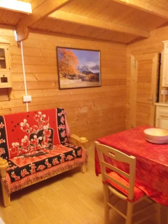 Casa Laika Lägenhet Maissana Exteriör bild